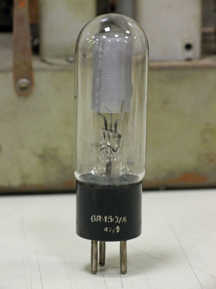 Generatore di frequenza O.H.M. mod. 1271 - valvola stabilizzatrice