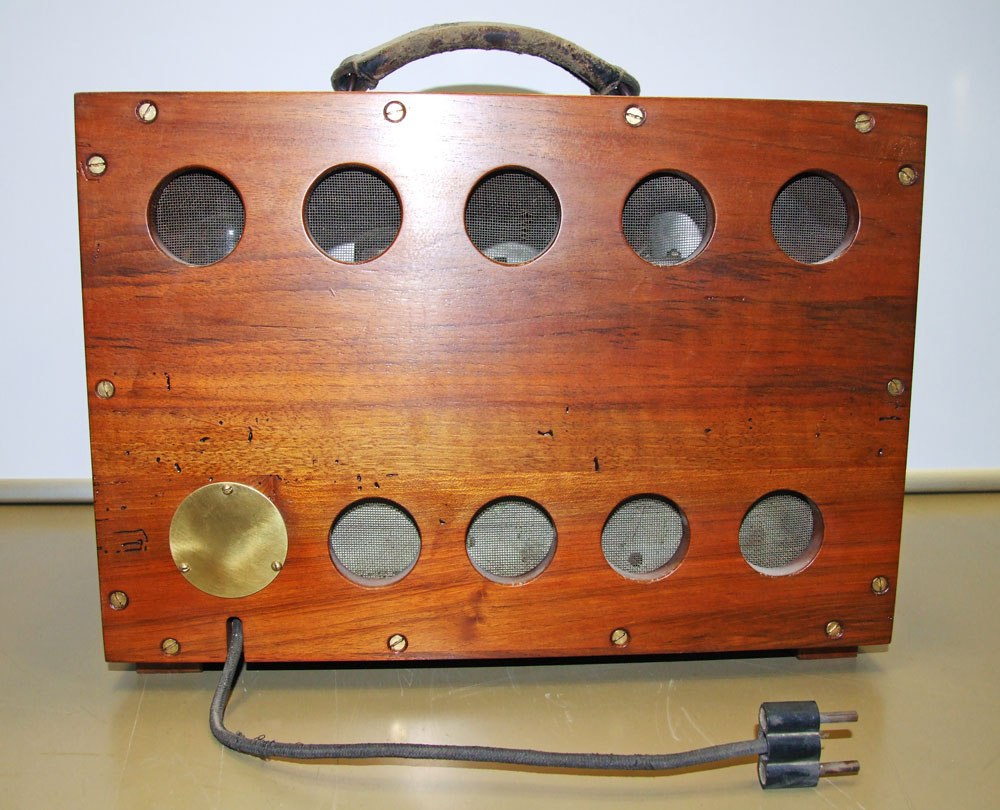 Generatore di frequenza O.H.M. mod. 1271 - retro