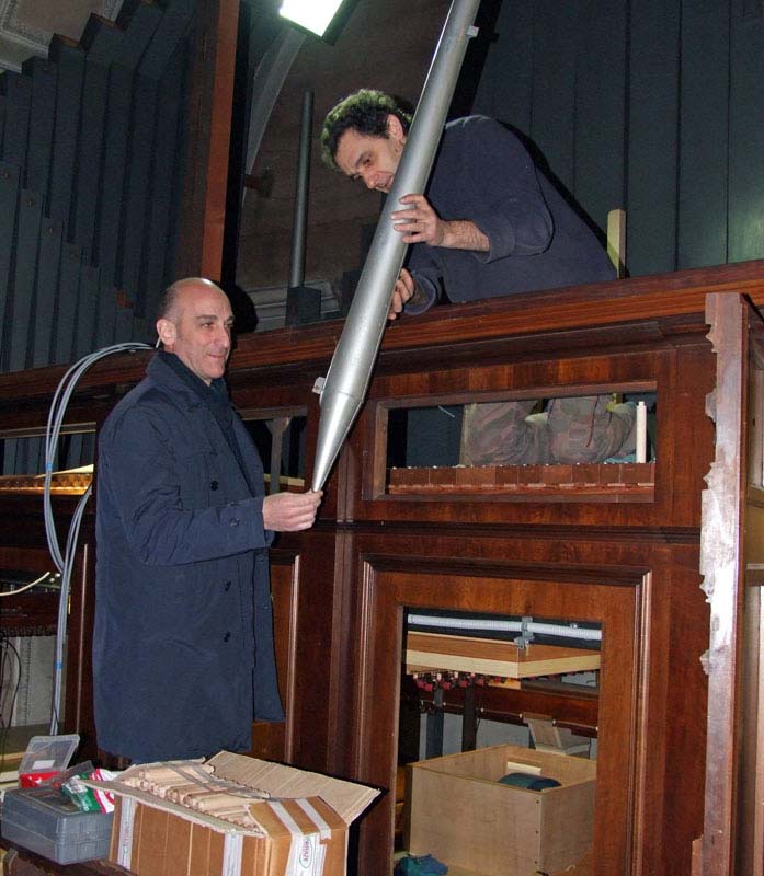 Marco Rossi visita i lavori al Grand’Organo della Collegiata di Seregno.