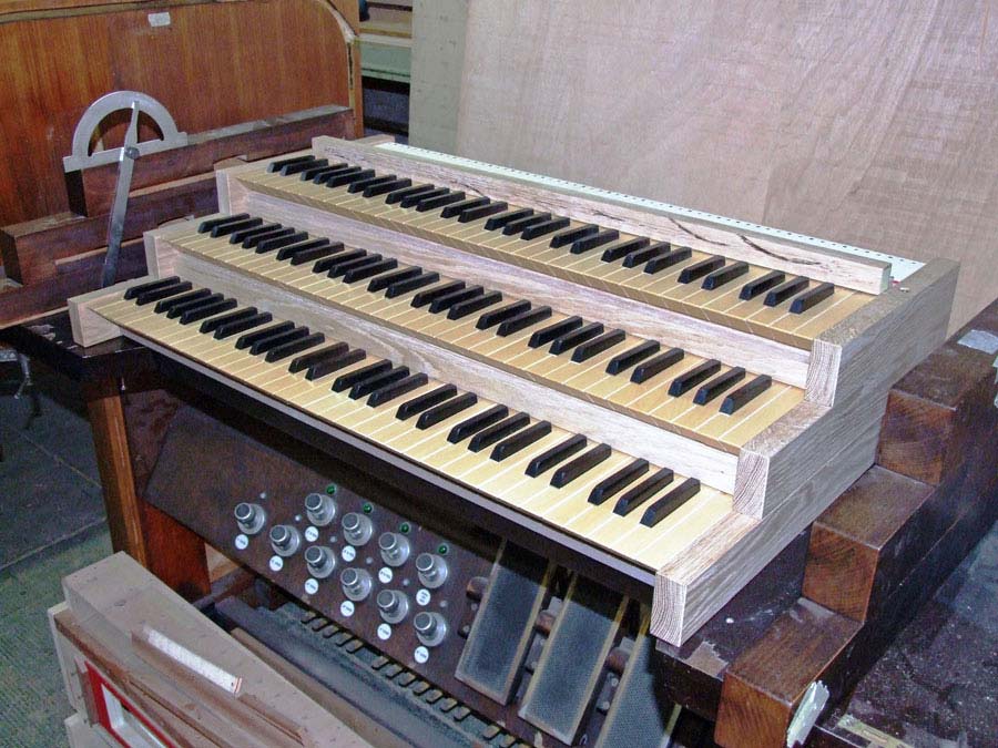 Ammodernamento-riqualificazione della consolle del Grande Organo della Collegiata di Seregno.