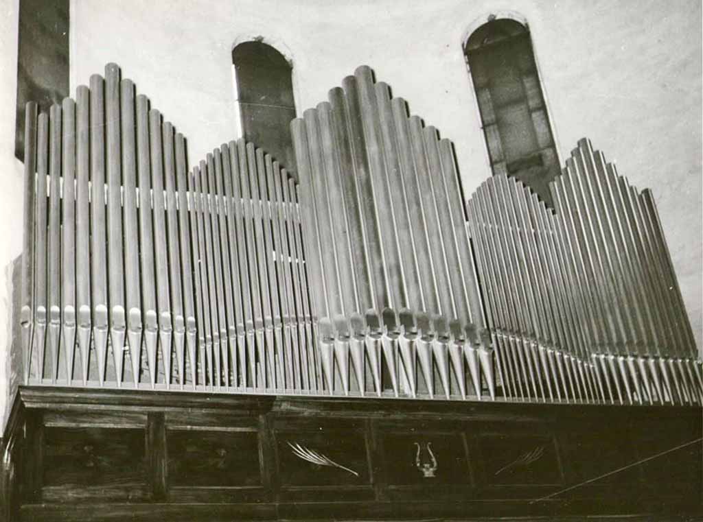 Organo della Chiesa del Convento dei Carmelitani di Monza