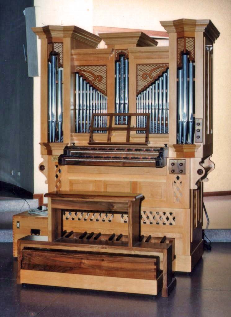 Il nuovo organo dell’organista Walter Mauri a lavori ultimati
